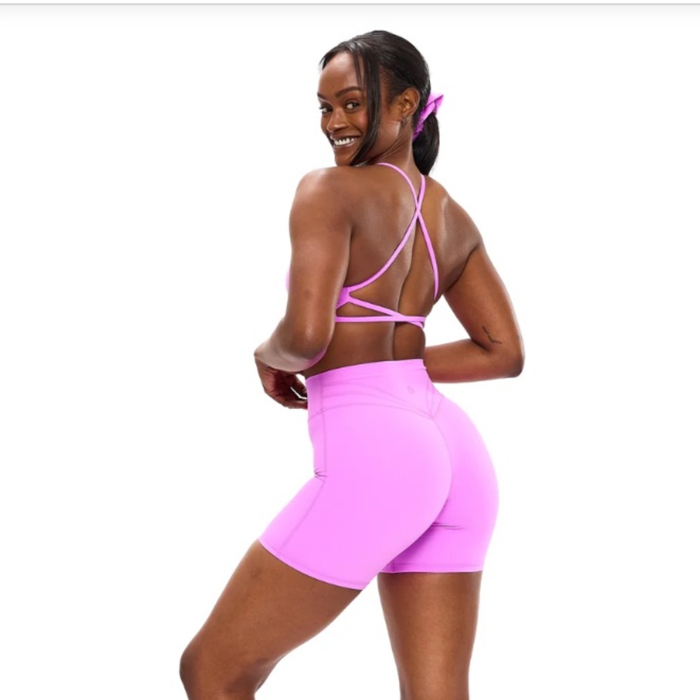 BuffBunny Legacy Shorts - Picture 2 of 12